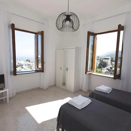 Apartman Brecchembe - In The Center Of Lacco Ameno